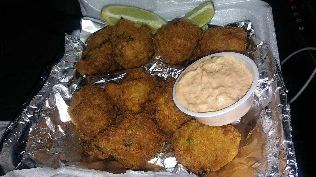 Captain Crabs Take Away | restaurant | 4775 NW 183rd St, Miami Gardens, FL 33055, USA | 3056204333 OR +1 305-620-4333