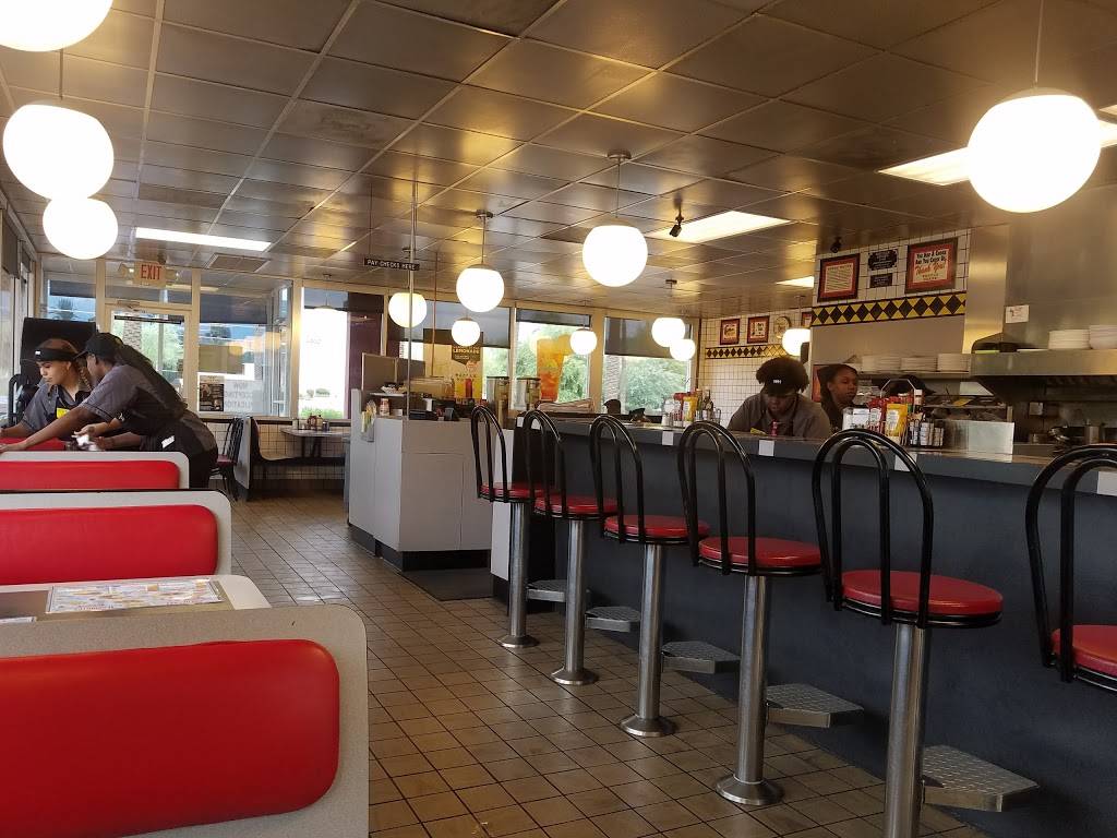 Waffle House | restaurant | 3363 E University Dr, Phoenix, AZ 85034, USA | 6024261481 OR +1 602-426-1481