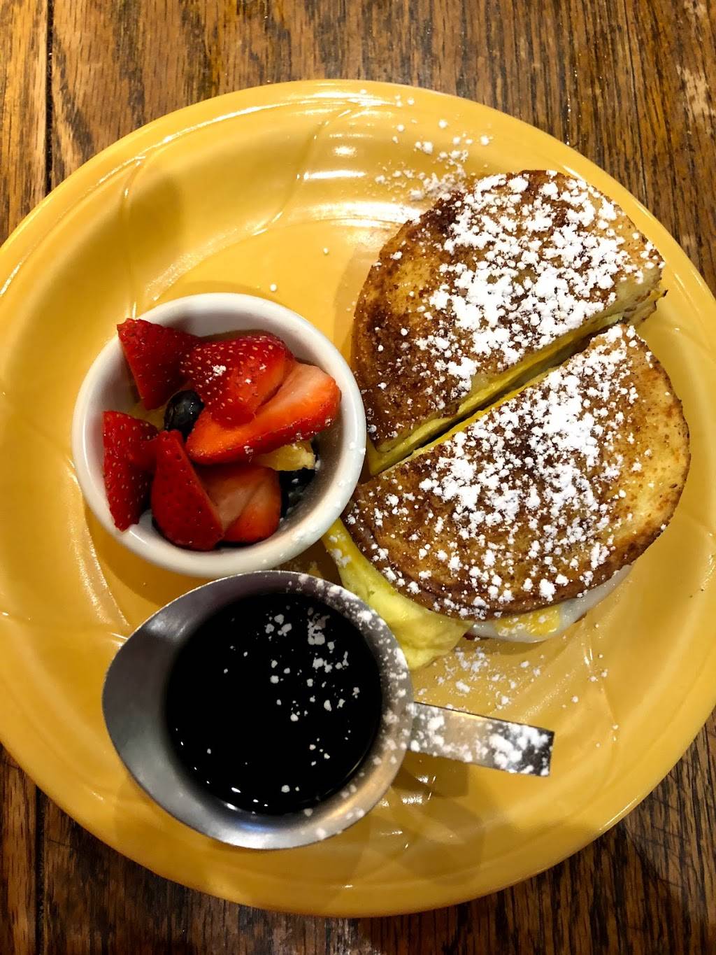 Crooked Tree Coffee House | cafe | 559 1st Capitol Dr, St Charles, MO 63301, USA | 6366695282 OR +1 636-669-5282