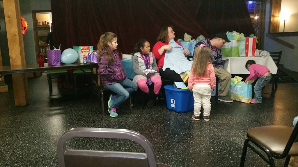 Itll Do Bar & Grill | restaurant | 620 E Schrock Dr, Arcola, IL 61910, USA | 2172683131 OR +1 217-268-3131