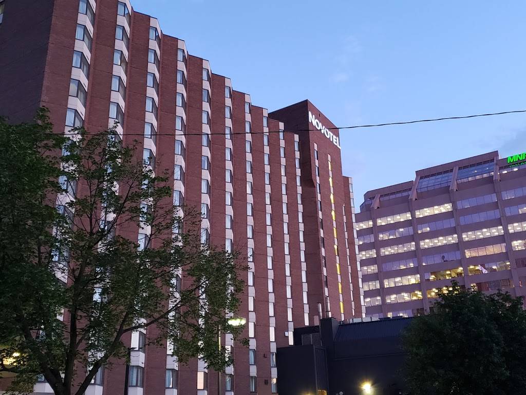 NOVOTEL TRIO | restaurant | 3670 Hurontario St, Mississauga, ON L5B 1P3, Canada | 9058036713 OR +1 905-803-6713