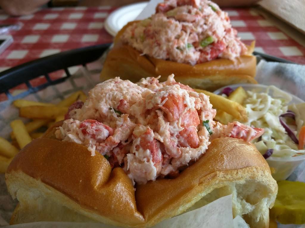 Old Port Lobster Shack | restaurant | 20 Woodside Rd, Redwood City, CA 94061, USA | 6503662400 OR +1 650-366-2400