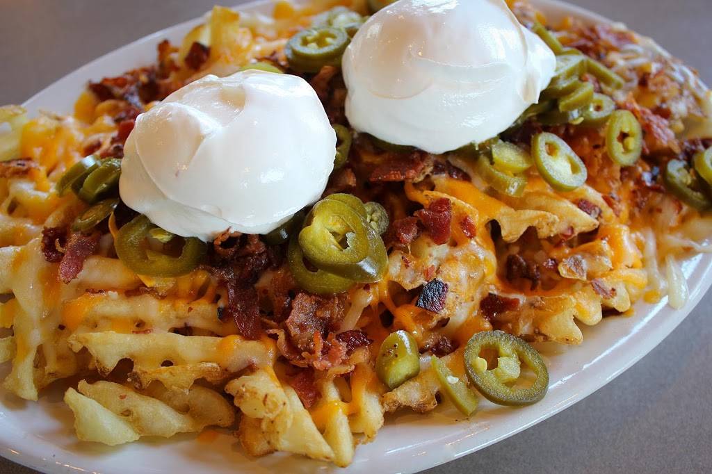 Pluckers Wing Bar | restaurant | 9070 Research Blvd Ste 201C, Austin, TX 78758, USA | 5125339464 OR +1 512-533-9464