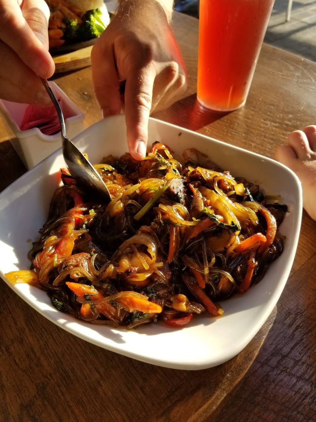 Bonchon | restaurant | 7581 Broadview Rd, Seven Hills, OH 44131, USA | 2162366969 OR +1 216-236-6969