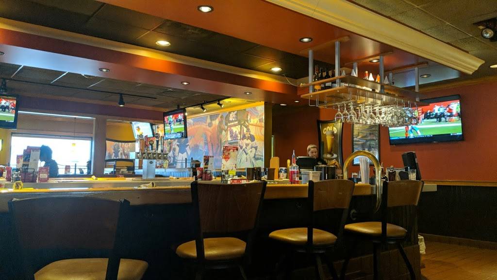 Applebees Grill + Bar | restaurant | 673 Gravois Bluffs Blvd, Fenton, MO 63026, USA | 6363051735 OR +1 636-305-1735