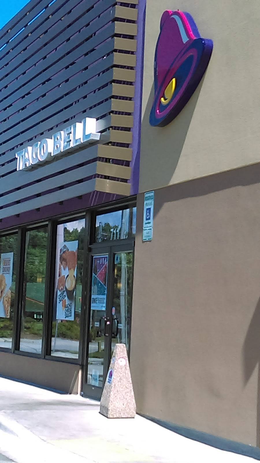 Taco Bell | meal takeaway | 711 Radford Blvd, Dillon, SC 29536, USA | 8435068059 OR +1 843-506-8059