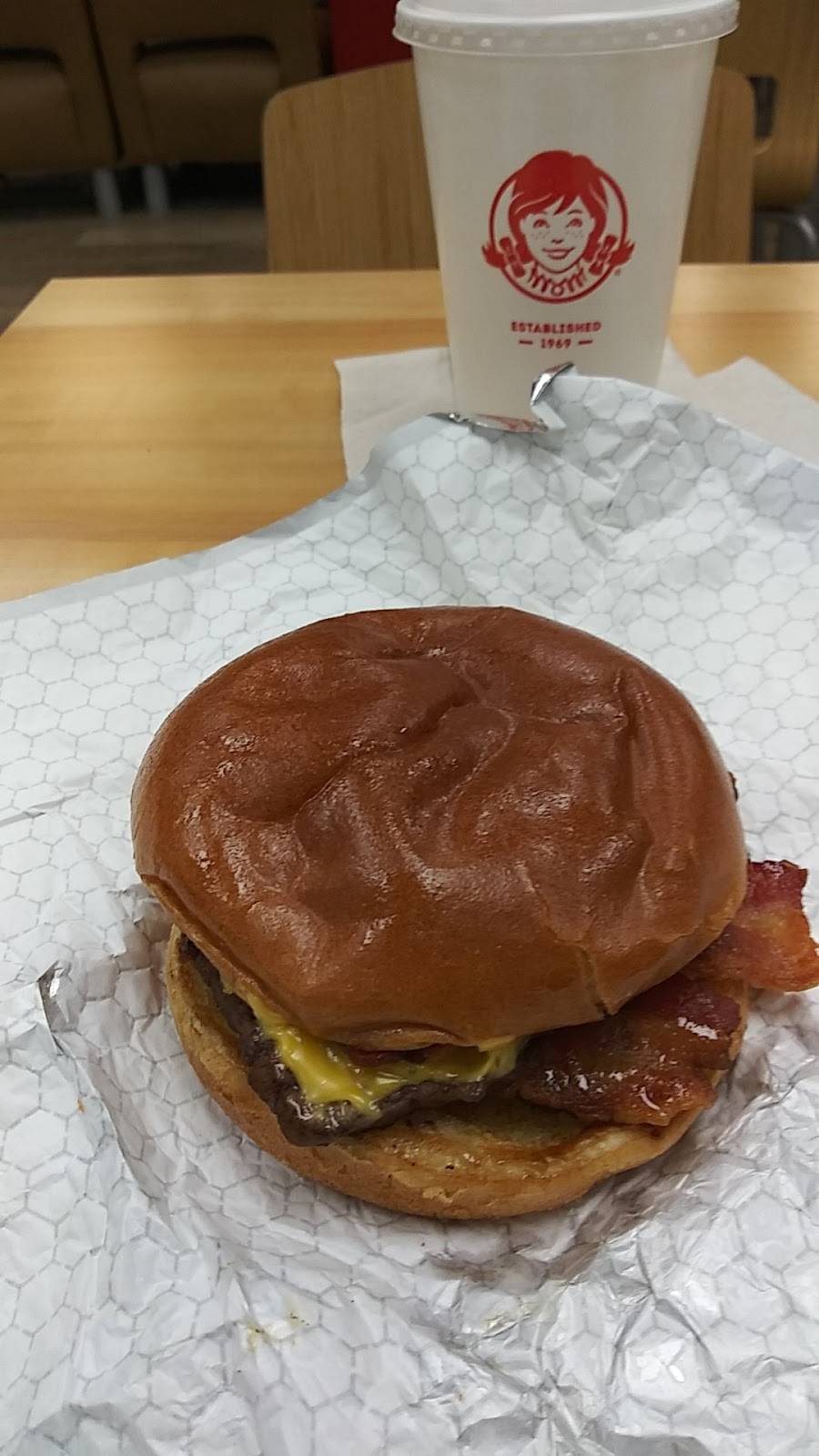 Wendys | restaurant | 2085 N Reed Rd, Kokomo, IN 46901, USA | 7658541126 OR +1 765-854-1126