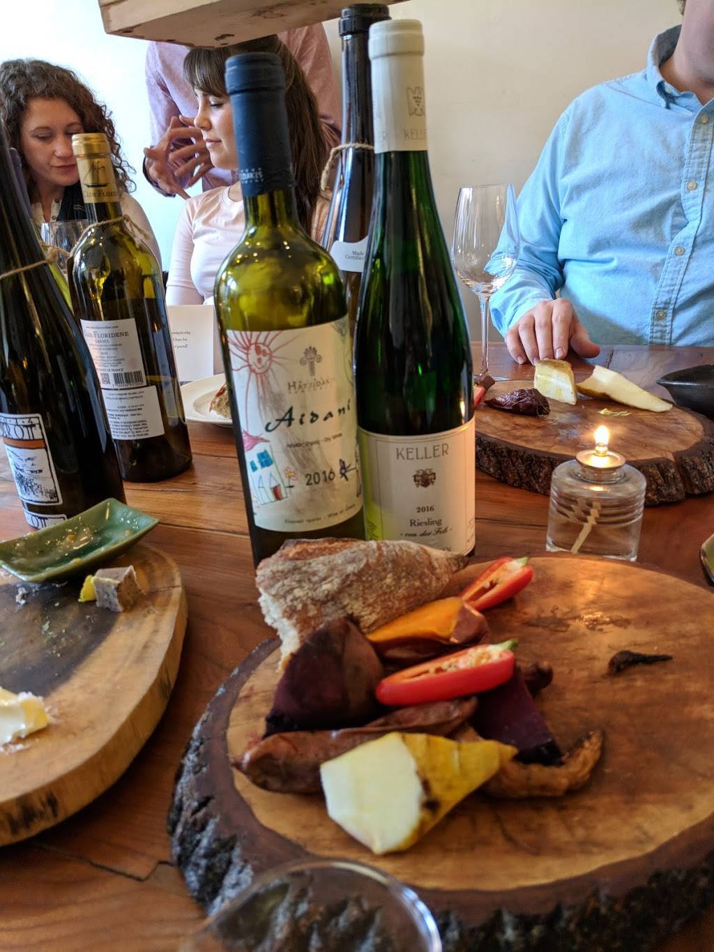 F.L.X. Table | restaurant | 22 Linden St, Geneva, NY 14456, USA | 3157303083 OR +1 315-730-3083