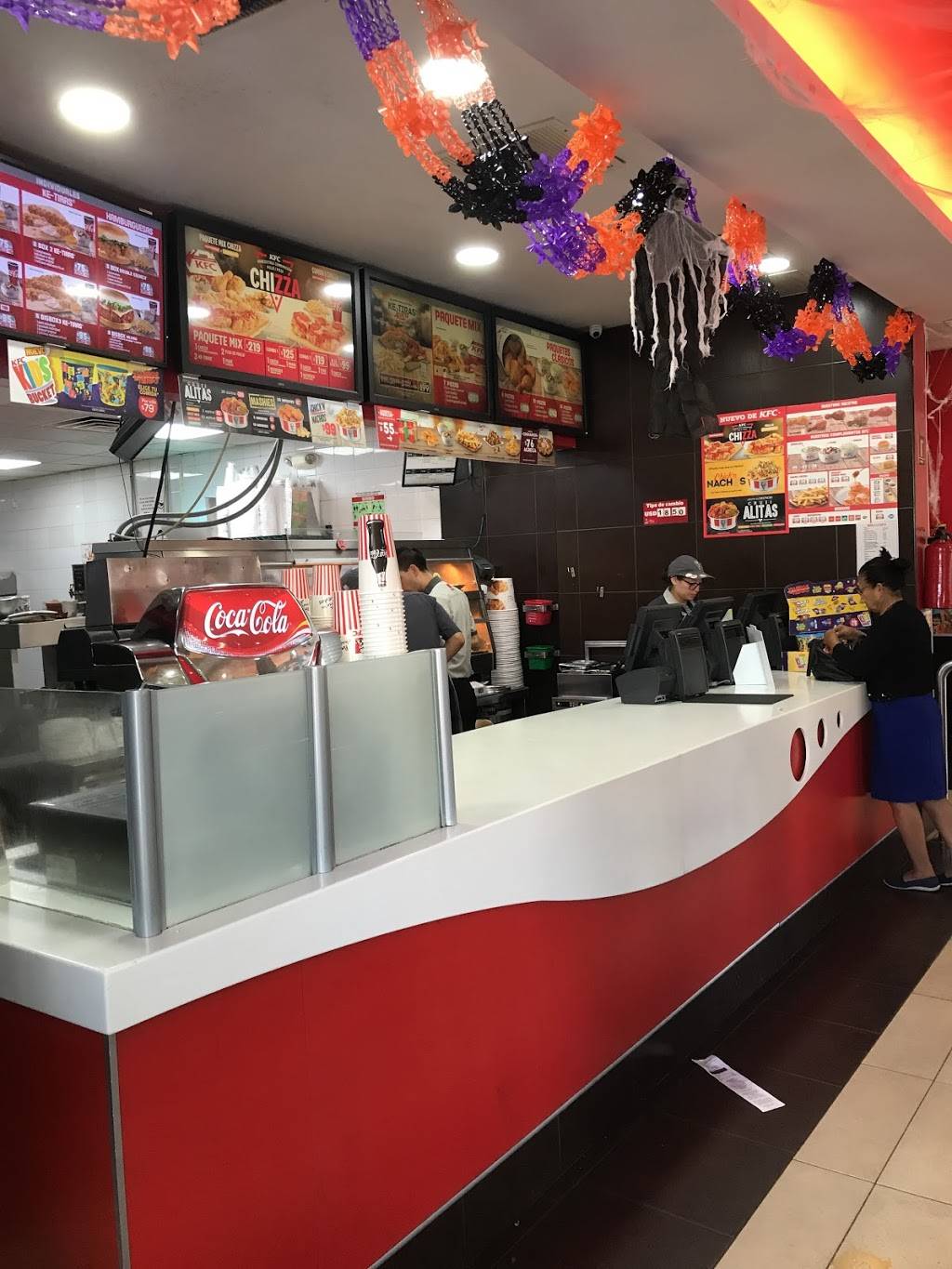 KFC | restaurant | Av de los Insurgentes S/N, Río Tijuana 3a. Etapa, Rio Tijuana 3ra Etapa, 22226 Tijuana, B.C., Mexico | 016649695959 OR +52 664 969 5959