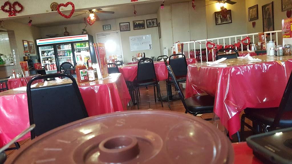 Julias Mexican | restaurant | 2160 H St, Fresno, CA 93721, USA | 5592333437 OR +1 559-233-3437