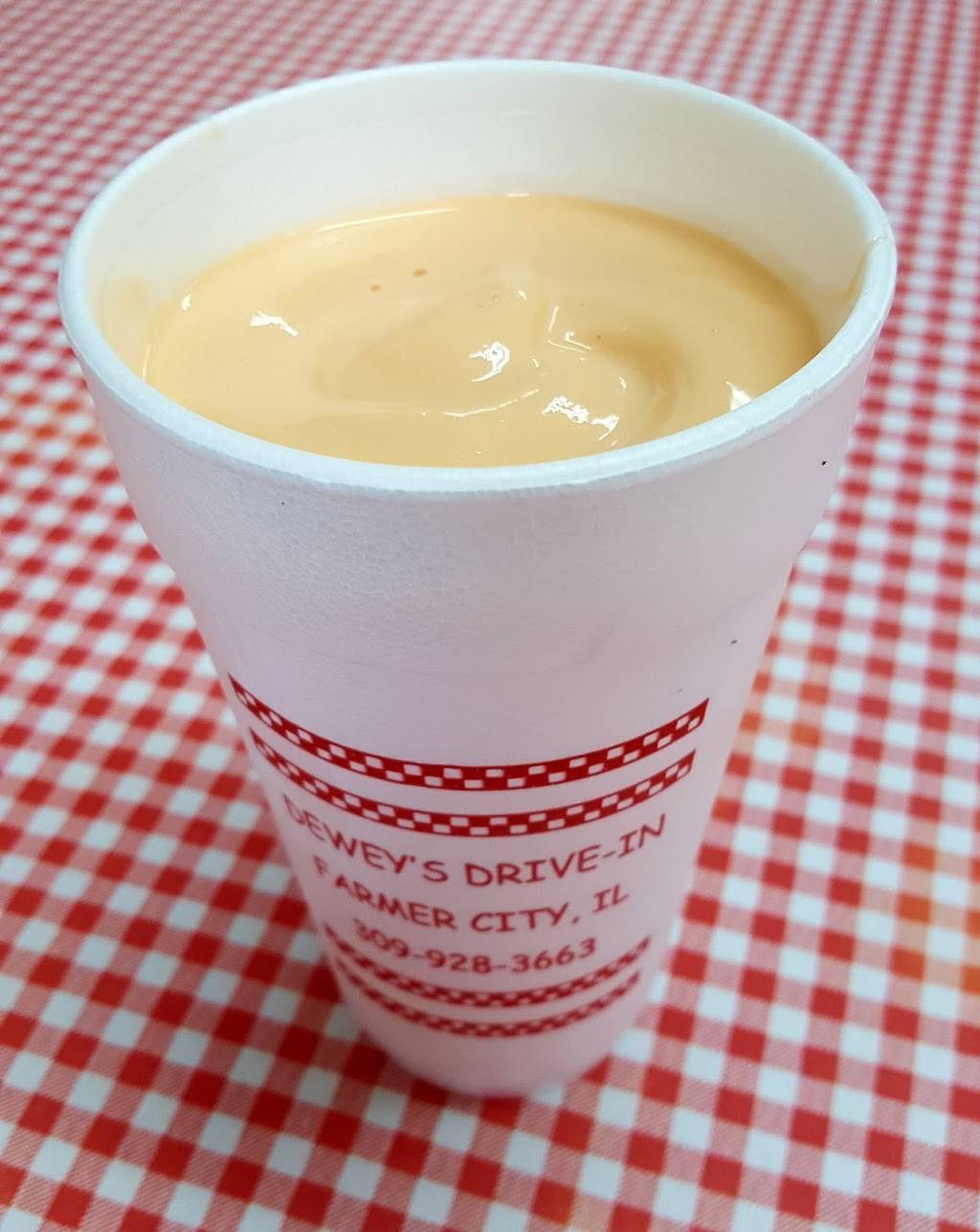 Deweys Drive-In | restaurant | 620 E Richardson St, Farmer City, IL 61842, USA | 3099283663 OR +1 309-928-3663