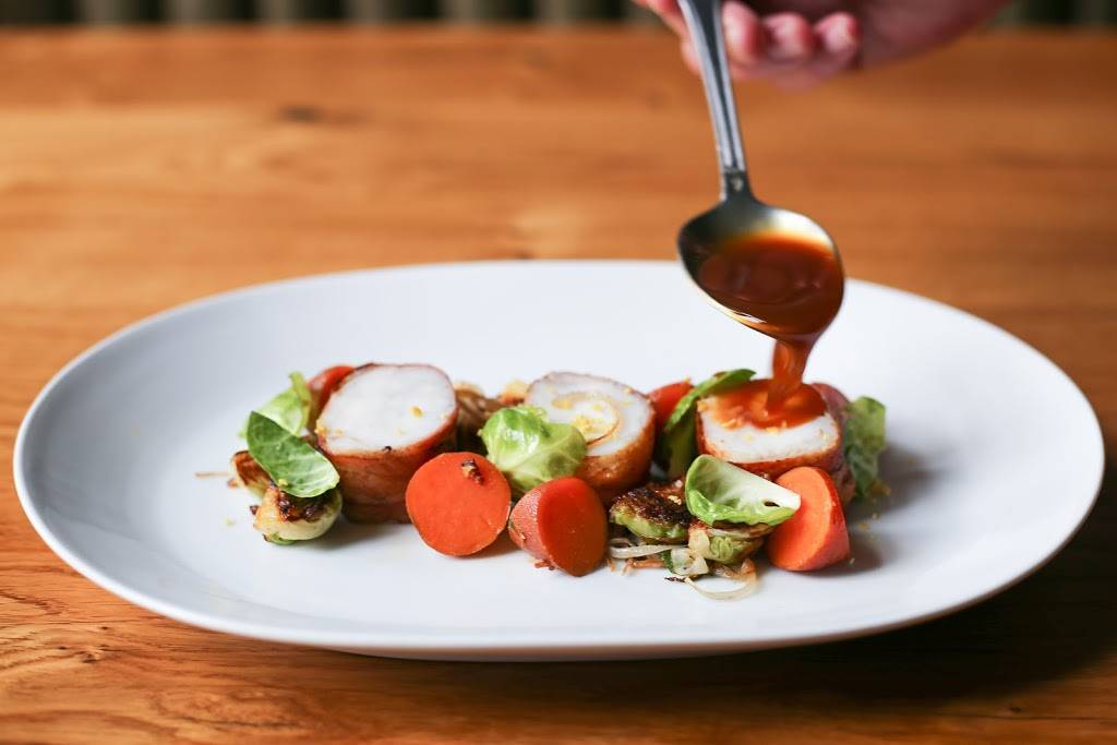 The Establishment | restaurant | 28 Broad St, Charleston, SC 29401, USA | 8437894028 OR +1 843-789-4028