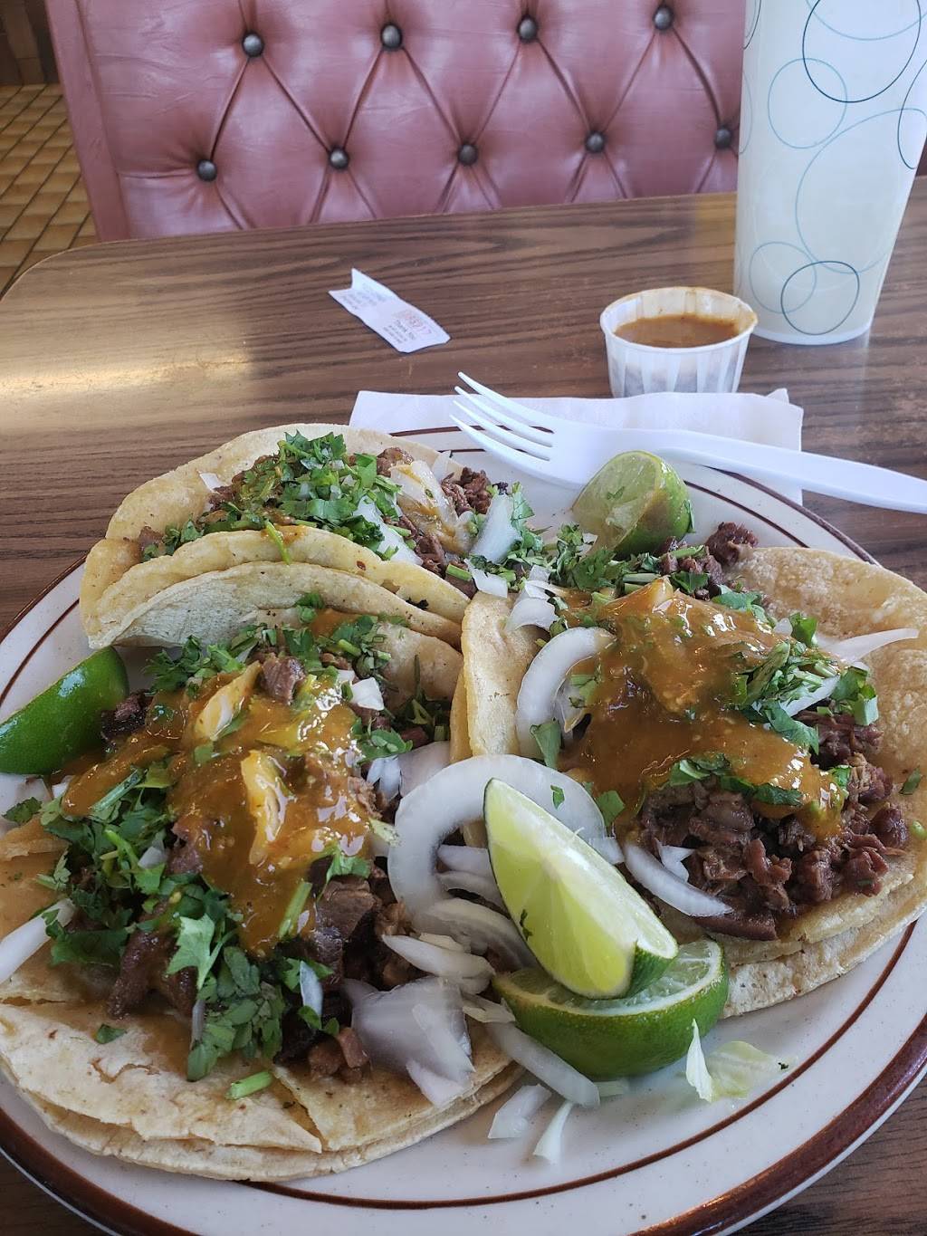 Cozy Corner Drive In | restaurant | 426 N Harbor Blvd, Santa Ana, CA 92703, USA | 7145543240 OR +1 714-554-3240