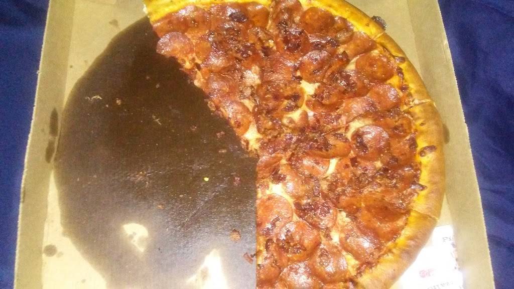 Pizza Inn | restaurant | 624 W Broadway St, Winnsboro, TX 75494, USA | 9033429192 OR +1 903-342-9192