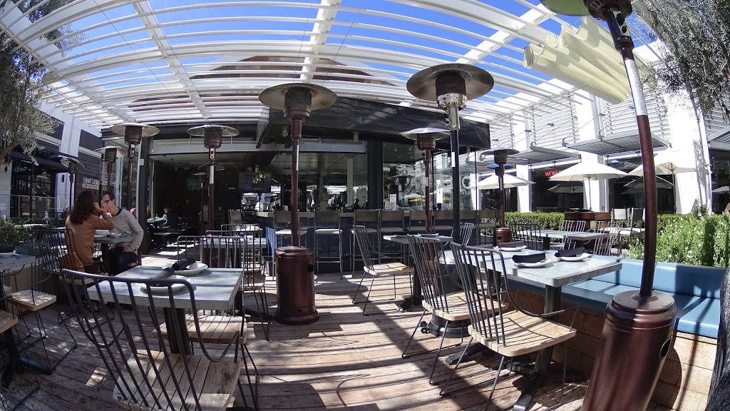 EMC Seafood & Raw Bar | restaurant | 6252 Topanga Canyon Blvd #1695, Woodland Hills, CA 91367, USA | 8187041899 OR +1 818-704-1899