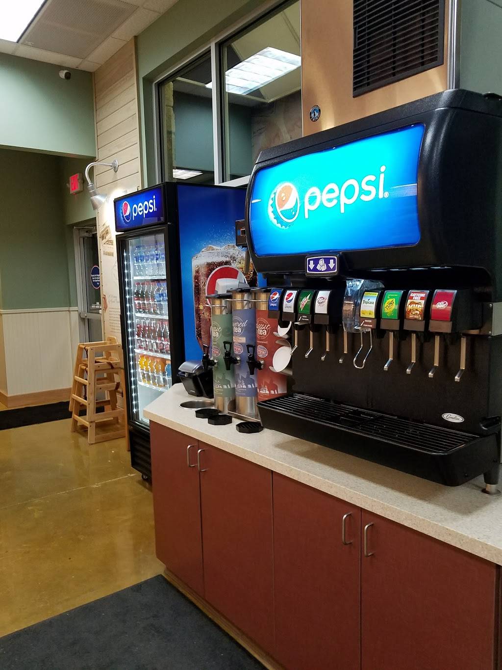 Jersey Mikes Subs | restaurant | 3540 E Broad St Suite 132, Mansfield, TX 76063, USA | 6824008571 OR +1 682-400-8571