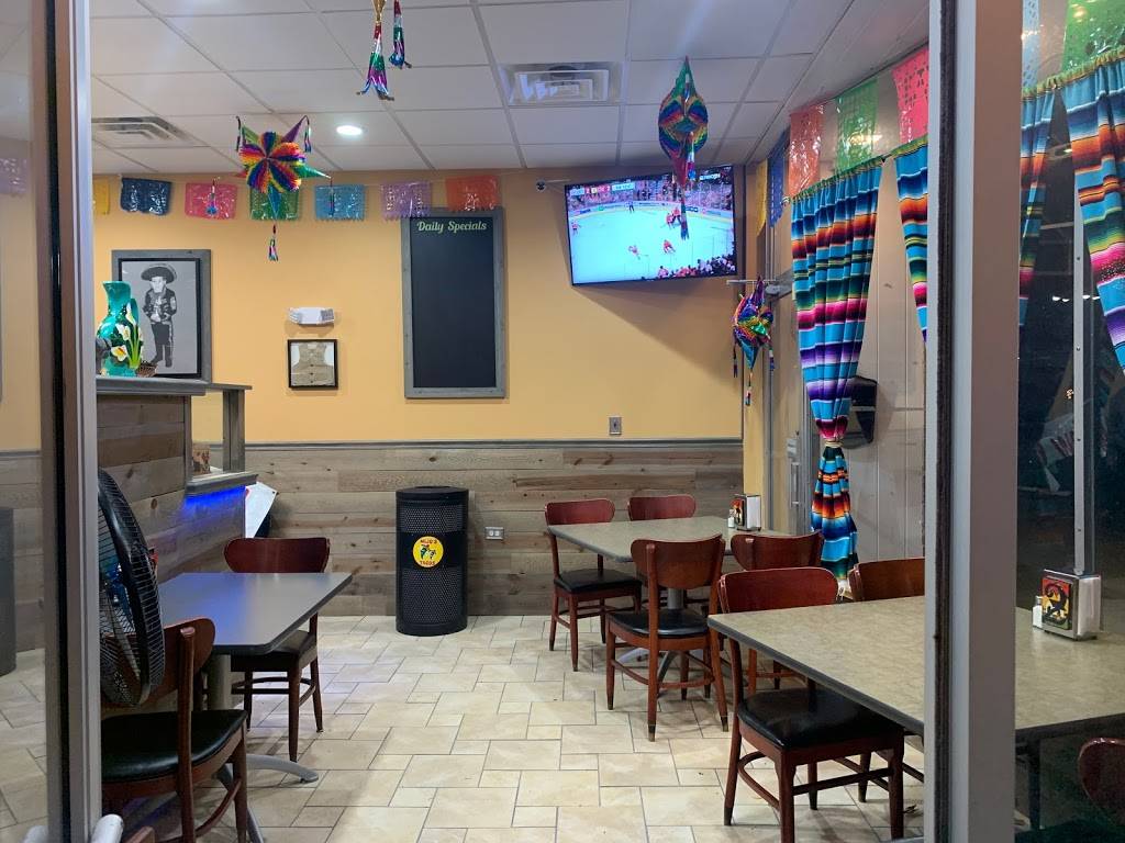 Mijos Tacos | restaurant | 47 S Villa Ave, Villa Park, IL 60181, USA | 6306070275 OR +1 630-607-0275