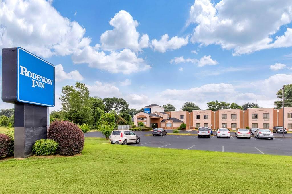 Rodeway Inn | restaurant | 5119 American Way, Memphis, TN 38115, USA | 9013634800 OR +1 901-363-4800