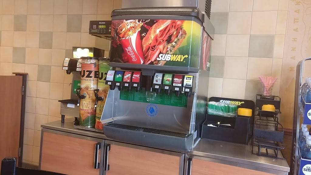 Subway Restaurants | restaurant | 3446 Foothill Blvd, La Crescenta, CA 91214, USA | 8189577822 OR +1 818-957-7822