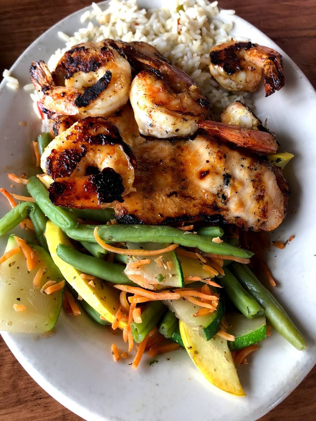 Hurricane Pattys | restaurant | 69 Lewis Blvd, St. Augustine, FL 32084, USA | 9043427338 OR +1 904-342-7338