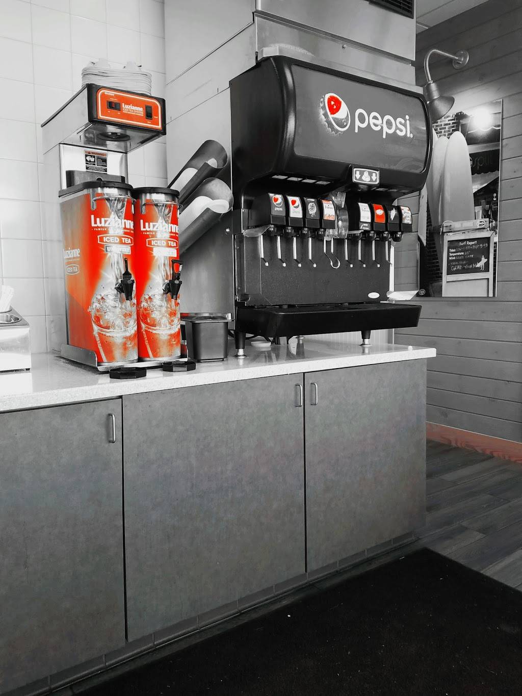 Jersey Mikes Subs | restaurant | 3469 Hudson Dr, Cuyahoga Falls, OH 44221, USA | 3306157776 OR +1 330-615-7776