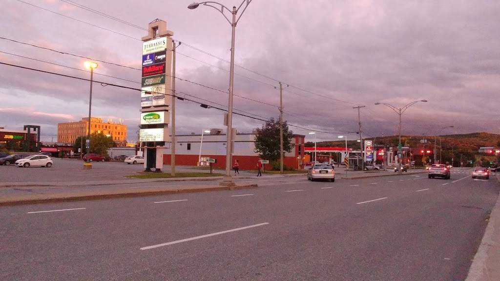 Restaurant SUBWAY | restaurant | 30 Boulevard Jacques-Cartier N, Sherbrooke, QC J1J 2Z2, Canada | 8195641782 OR +1 819-564-1782