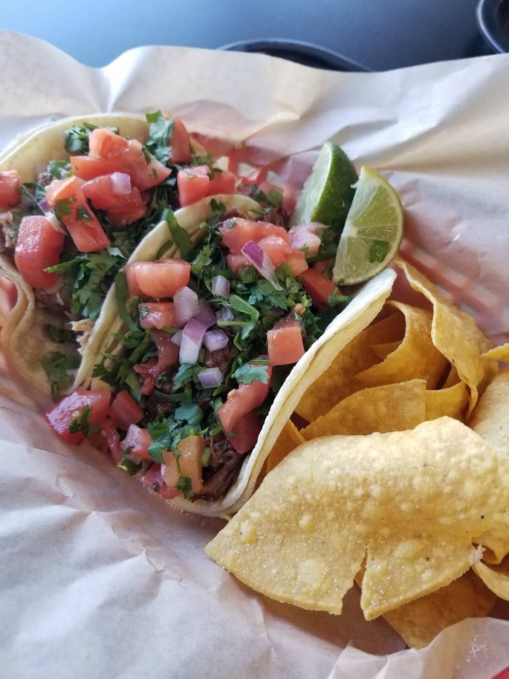 Habanero Tacos Grill | restaurant | 3223 E Lake St, Minneapolis, MN 55406, USA | 6125016929 OR +1 612-501-6929