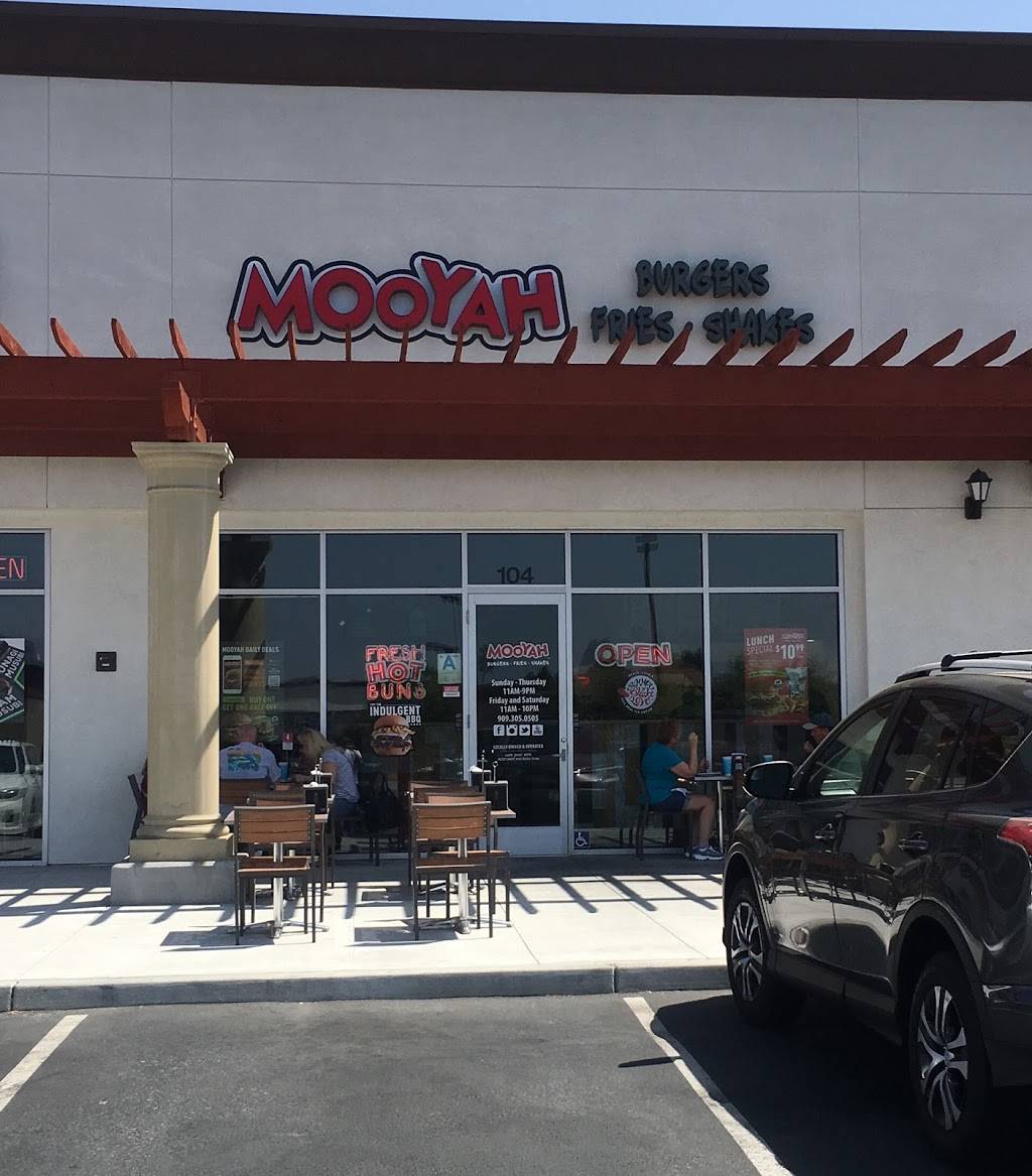MOOYAH Burgers, Fries & Shakes | restaurant | 1377 E Gladstone St #104, Glendora, CA 91740, USA | 9093050505 OR +1 909-305-0505