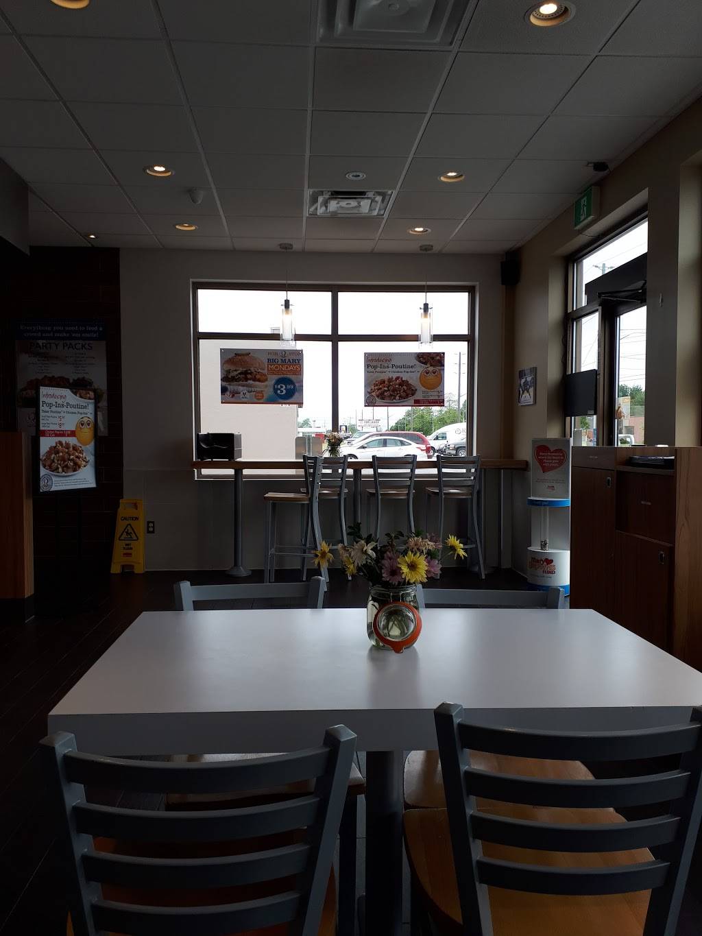 Mary Browns Chicken & Taters | restaurant | 1149 Confederation St, Sarnia, ON N7S 3Y5, Canada | 5194916400 OR +1 519-491-6400