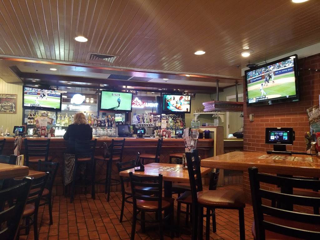 Chilis Grill & Bar | meal takeaway | 3960 E 82nd St, Indianapolis, IN 46240, USA | 3175770309 OR +1 317-577-0309