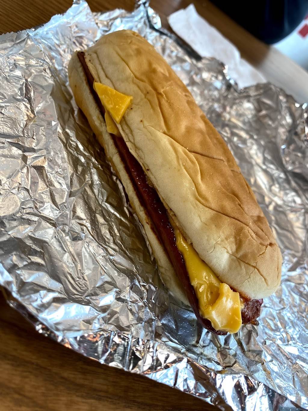 Five Guys | restaurant | 51 Commerce Way, Plymouth, MA 02360, USA | 7742834057 OR +1 774-283-4057