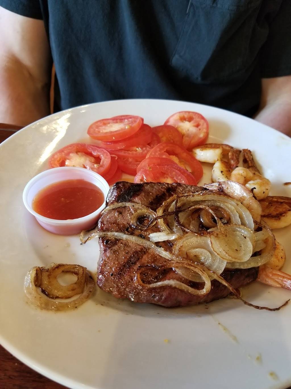 Pickles: Americas Grill | restaurant | 2713 N Service Rd, Moore, OK 73160, USA | 4057900009 OR +1 405-790-0009