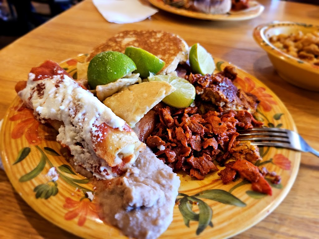 Chihua Restaurant & Bar | restaurant | 9135 Gateway Blvd W, El Paso, TX 79925, USA | 9155980900 OR +1 915-598-0900