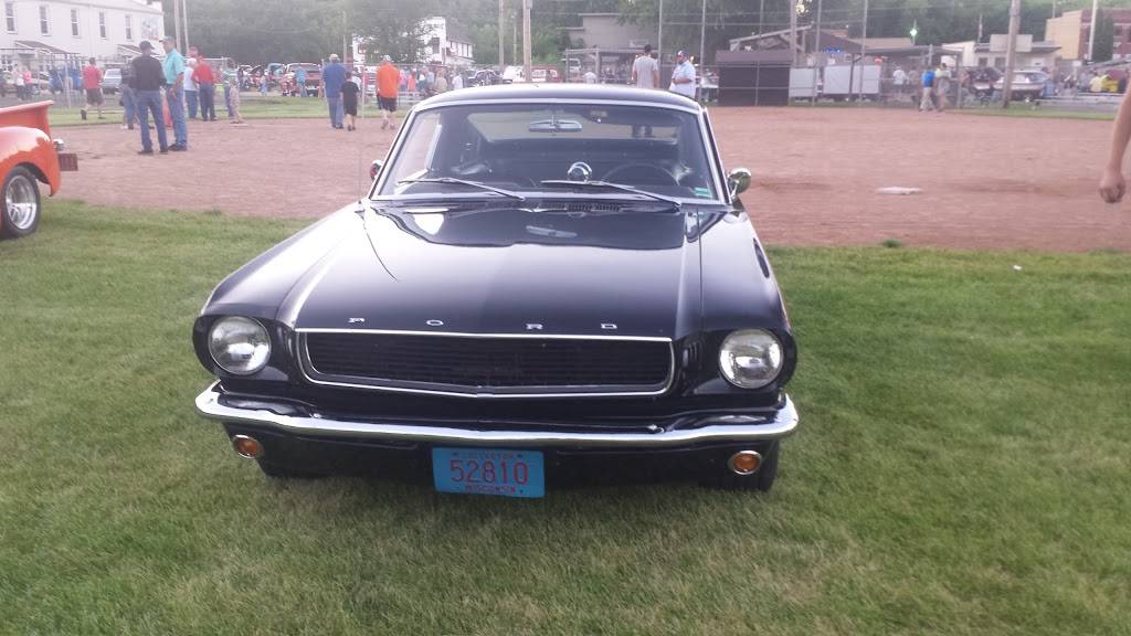 Full Throttle Nights | restaurant | 109 W Broadway St, Rock Springs, WI 53961, USA | 6086978643 OR +1 608-697-8643