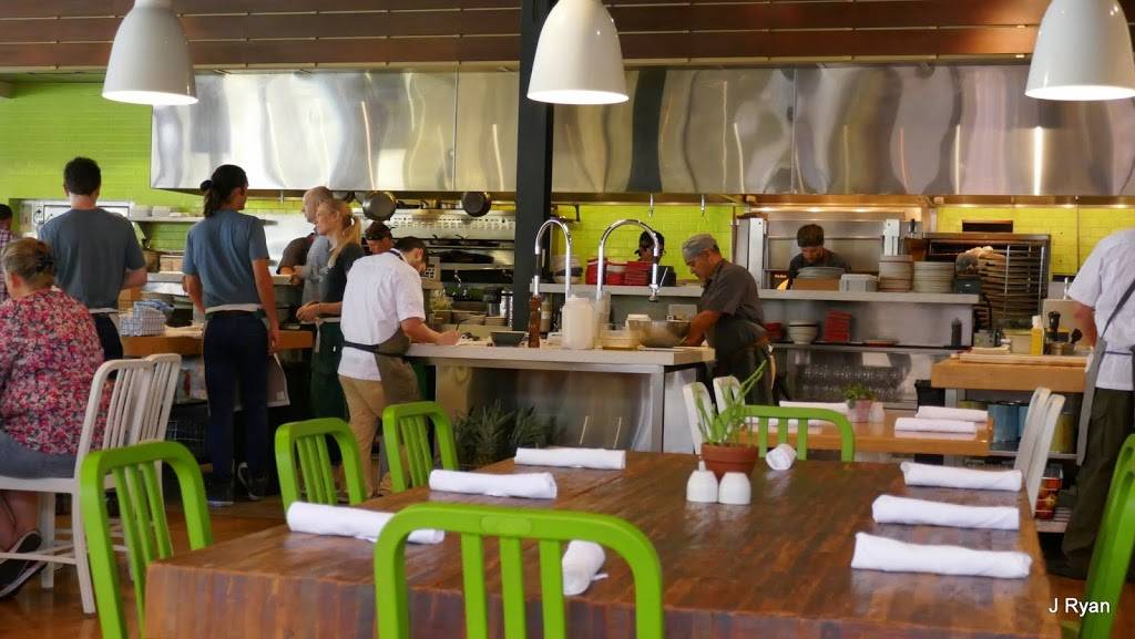 True Food Kitchen | restaurant | 2502 E Camelback Rd Suite 135, Phoenix, AZ 85016, USA | 6027743488 OR +1 602-774-3488