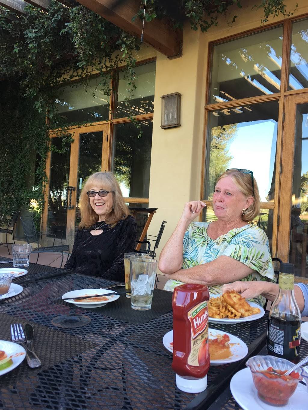 Dukes Lounge/Legends Restaraunt | restaurant | 12684 Gila Bend Hwy, Casa Grande, AZ 85193, USA | 5203818112 OR +1 520-381-8112