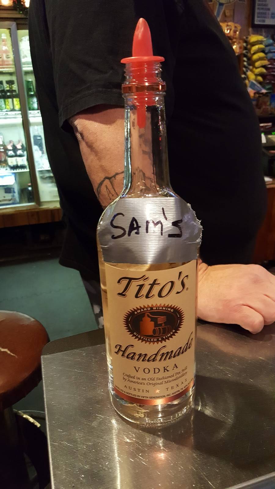 Wagon Wheel Bar & Grill | restaurant | 776 S College Ave, Rensselaer, IN 47978, USA | 2198669942 OR +1 219-866-9942