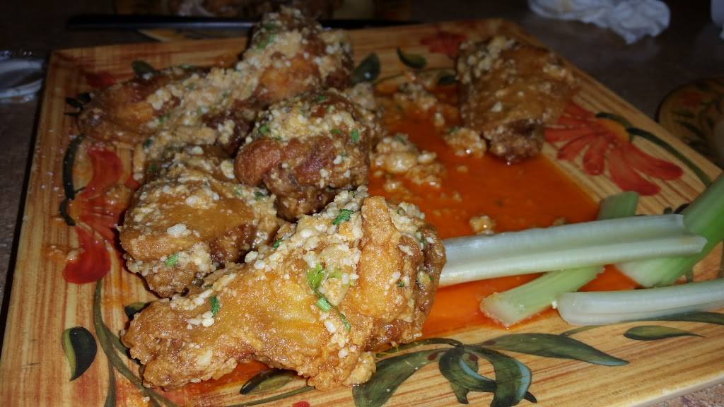 Plum Tomato Italian Restaurant and Pizzeria | restaurant | 1988 Pinellas Avenue, Tarpon Springs, FL 34689, USA | 7279439556 OR +1 727-943-9556