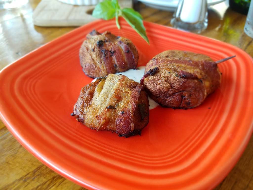 Santiagos Bodega | Altamonte Springs | restaurant | 1185 Spring Centre S Blvd #1080, Altamonte Springs, FL 32714, USA | 4079602605 OR +1 407-960-2605