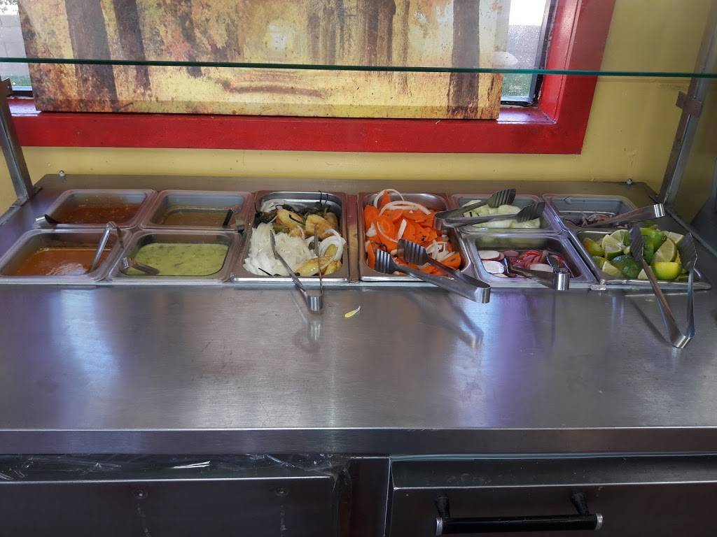 Santiagos Mexican Food | restaurant | 755 W Ramsey St, Banning, CA 92220, USA | 9517973462 OR +1 951-797-3462