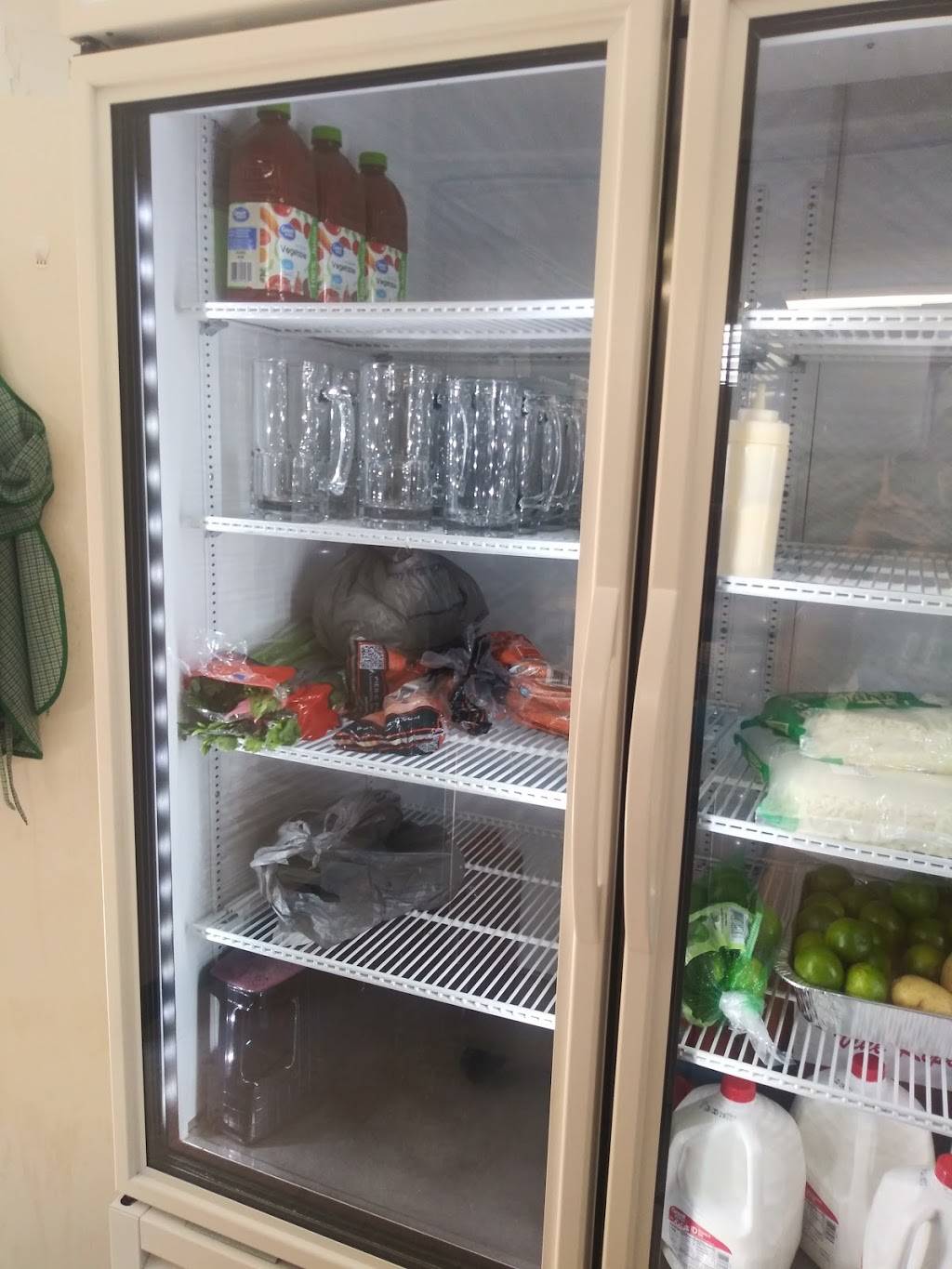 Guadalupe el buen sazón Catracho | restaurant | 95 S 577, Greer, SC 29651, USA | 8646554300 OR +1 864-655-4300