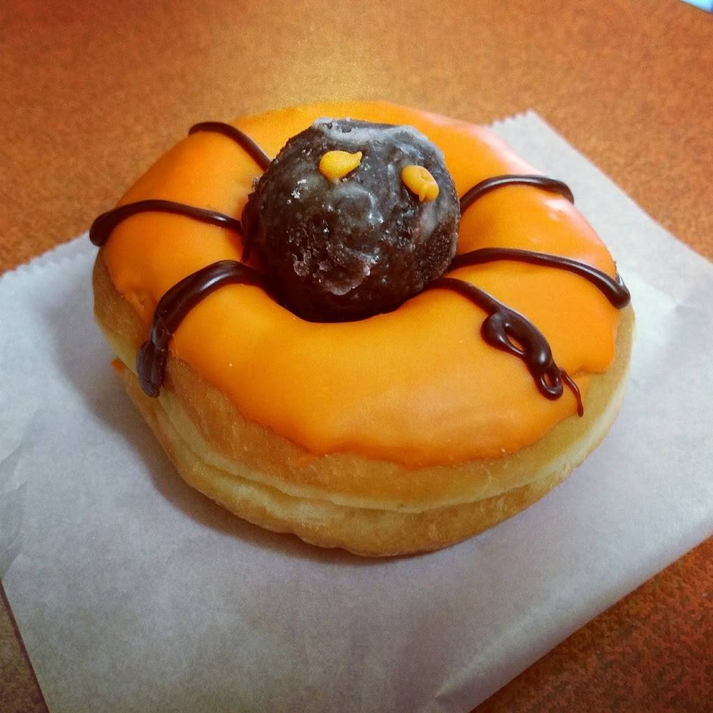 Dunkin | bakery | 69 Empire St, Providence, RI 02903, USA | 4015216964 OR +1 401-521-6964