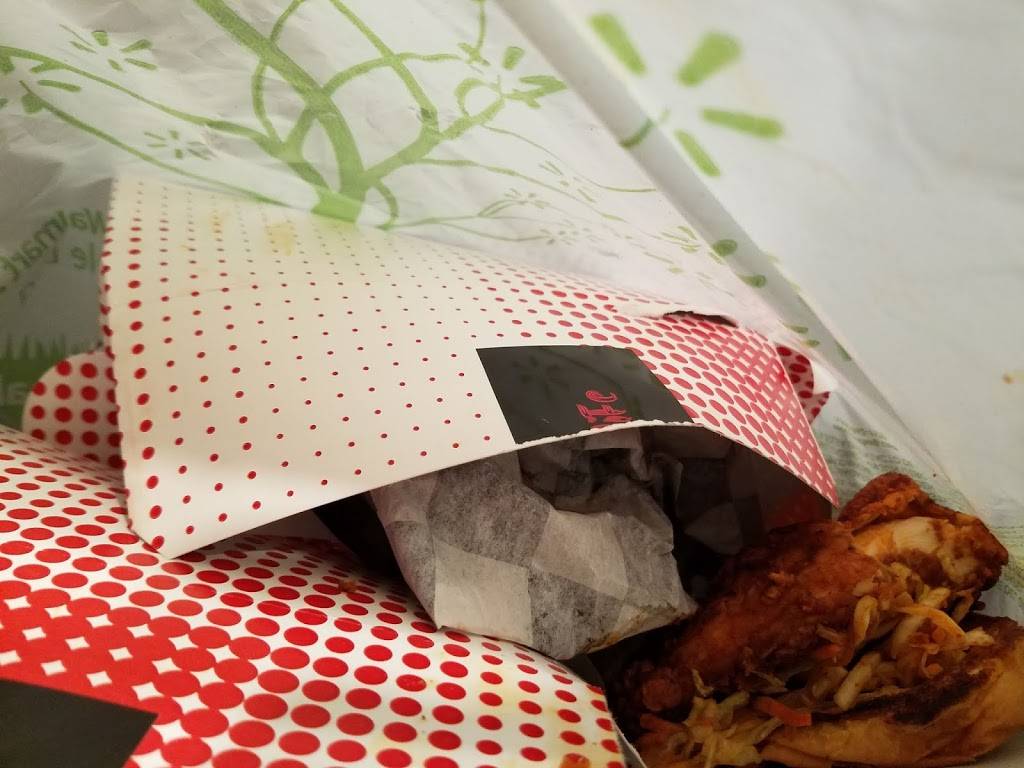 FB Nashville Hot Chicken | restaurant | 3630 Atlantic Ave, Long Beach, CA 90807, USA | 5625433911 OR +1 562-543-3911