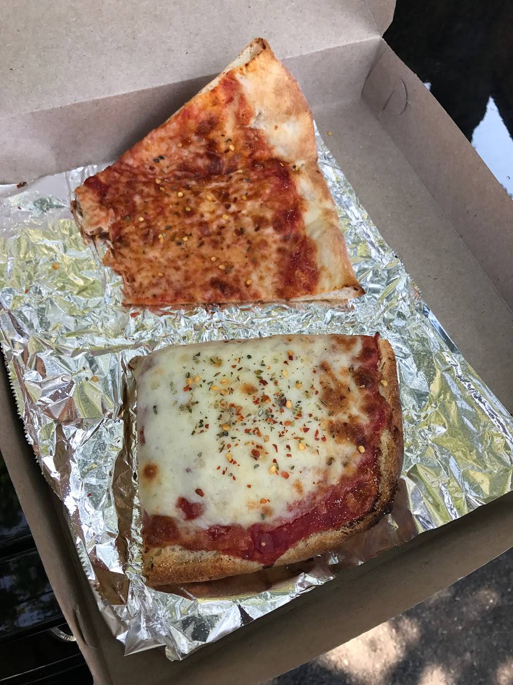 Louie & Ernies Pizza | restaurant | 1300 Crosby Ave, Bronx, NY 10461, USA | 7188296230 OR +1 718-829-6230
