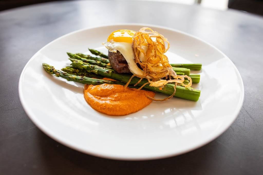 Icon Eatery & Bar | restaurant | 5450 Bollettieri Blvd, Bradenton, FL 34210, USA | 9412451900 OR +1 941-245-1900