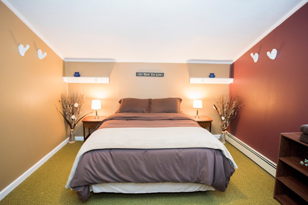 Mt. Chase Lodge | restaurant | 1517 Shin Pond Rd, Patten, ME 04765, USA | 2075282183 OR +1 207-528-2183