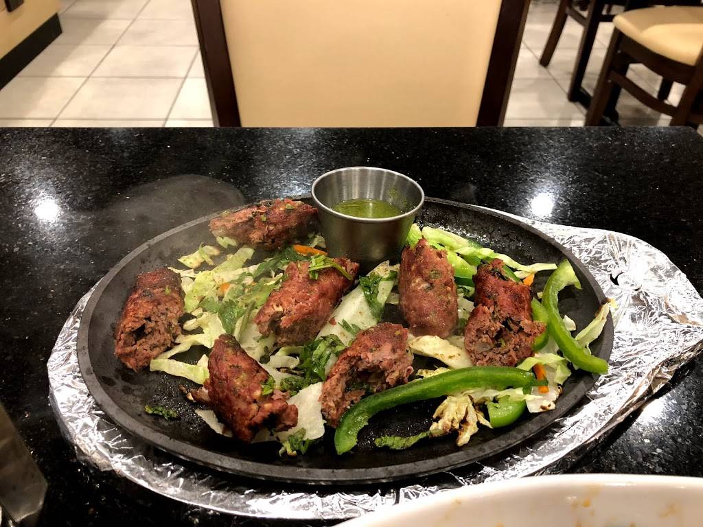 Sangam Chettinad Indian Cuisine | restaurant | 6001 W Parmer Ln #140, Austin, TX 78727, USA | 5127701104 OR +1 512-770-1104