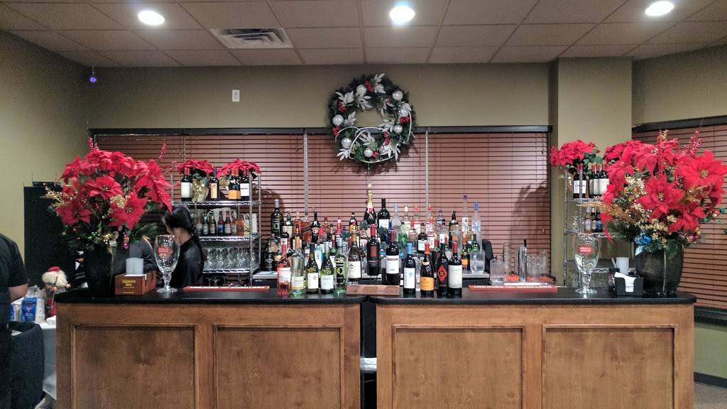 Fongs Restaurant & Bar | restaurant | 4770 Pleasant St SE, Prior Lake, MN 55372, USA | 9524473664 OR +1 952-447-3664