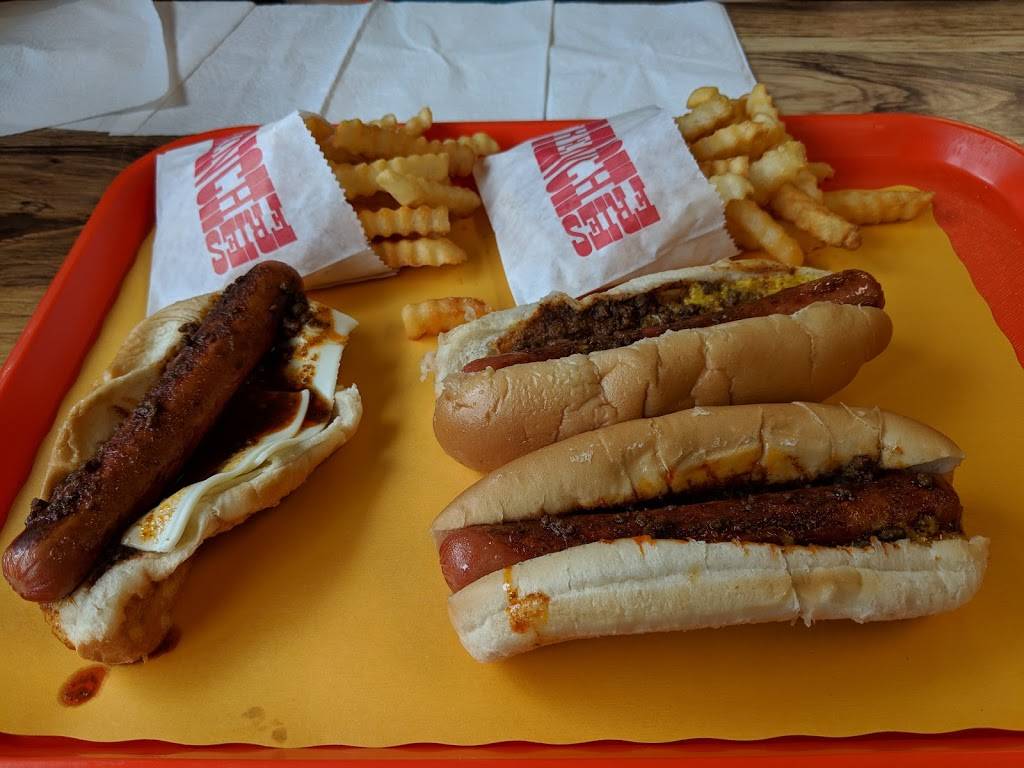 Yoccos The Hot Dog King | restaurant | 2128 Hamilton St, Allentown, PA 18104, USA | 6108218488 OR +1 610-821-8488