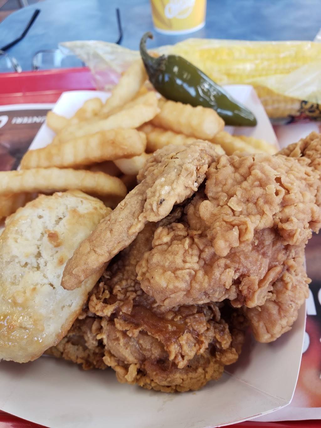 Churchs Chicken | restaurant | 3900 NE 28th St, Haltom City, TX 76111, USA | 8178349851 OR +1 817-834-9851
